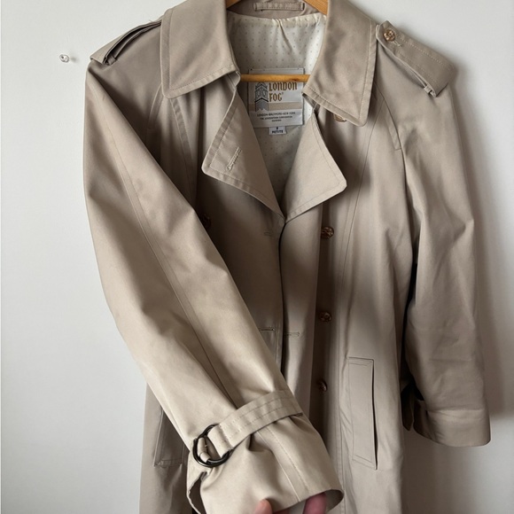 London Fog Tan Trench Coat - Picture 3 of 5
